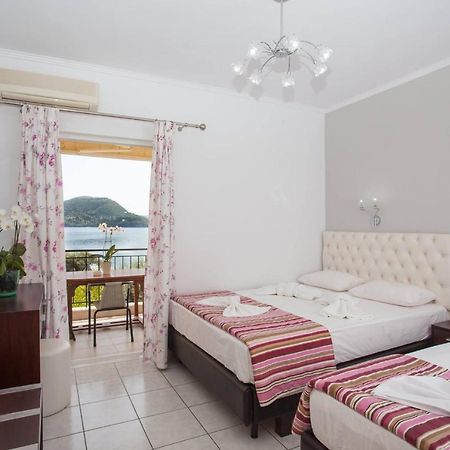 Dimosthenis Apartments 니드리 외부 사진